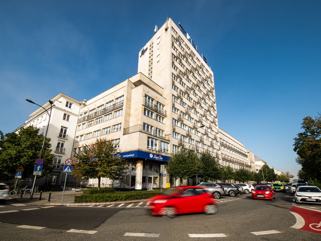 Budynek LOGOS Warszawa przy Wybrzeżu Kościuszkowskim