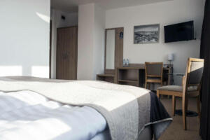 hotellogos-wwa-gal02-08-pokoje